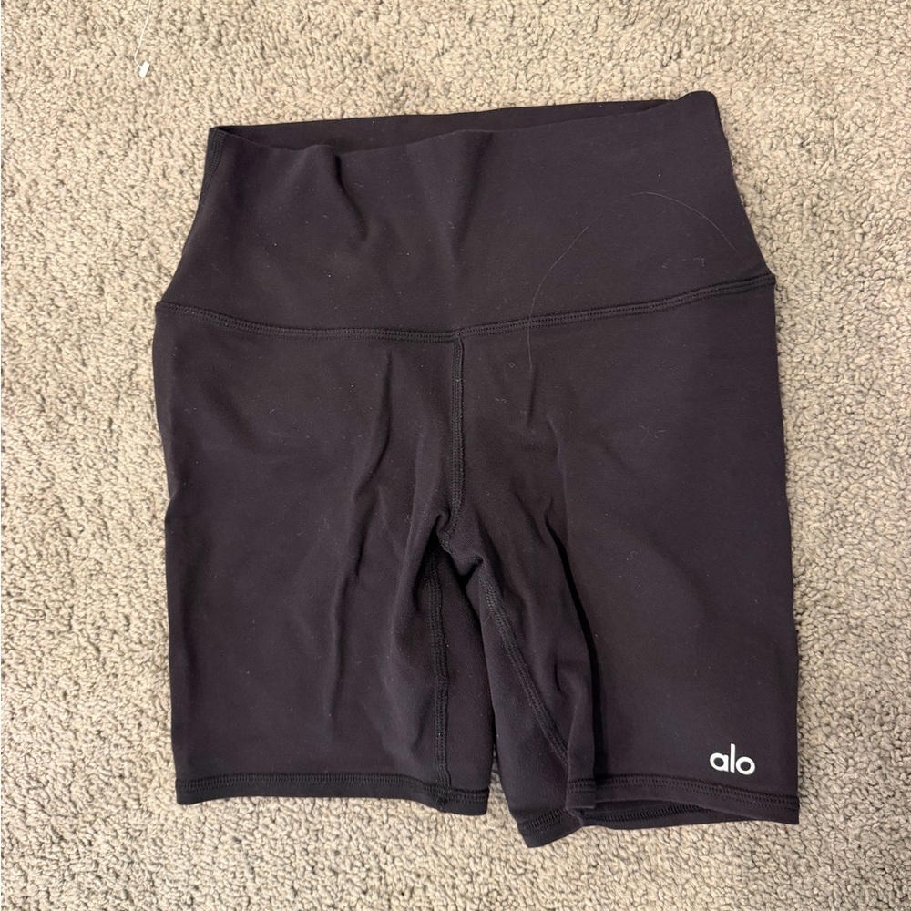 ALO Yoga Women's Classic Black Bike Shorts
